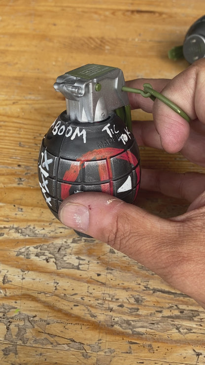 Dead Pool Toy Grenades Cosplay props