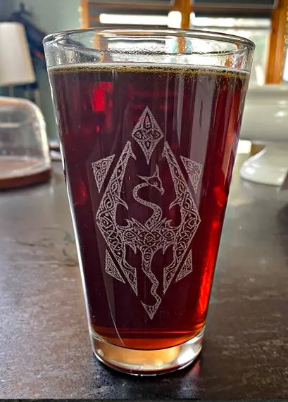 Skyrim Pub Pint Glass, Laser engraved fan art - Geek House Creations