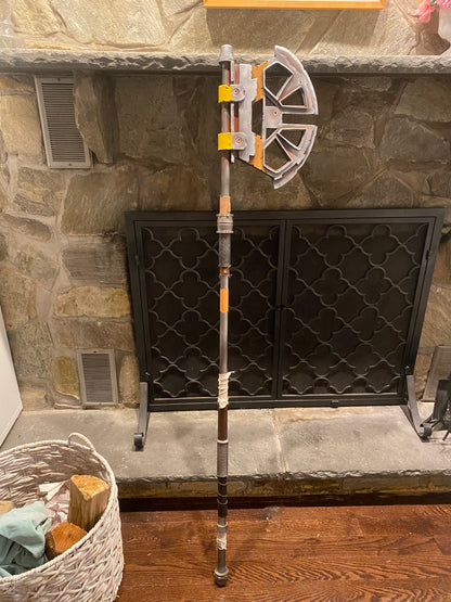 Mandalorian Vibro A’plek’s Axe from Star Wars: The Force Awakens - Geek House Creations
