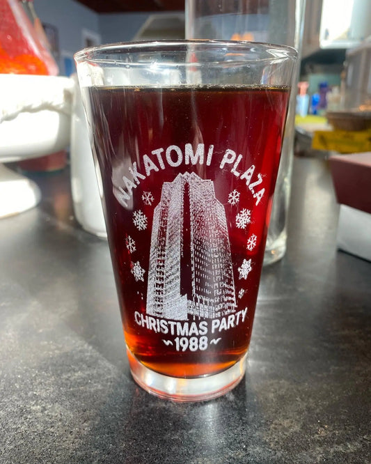 Die Hard Nakatomi Plaza Christmas Beer Pub Pint Glass - Geek House Creations