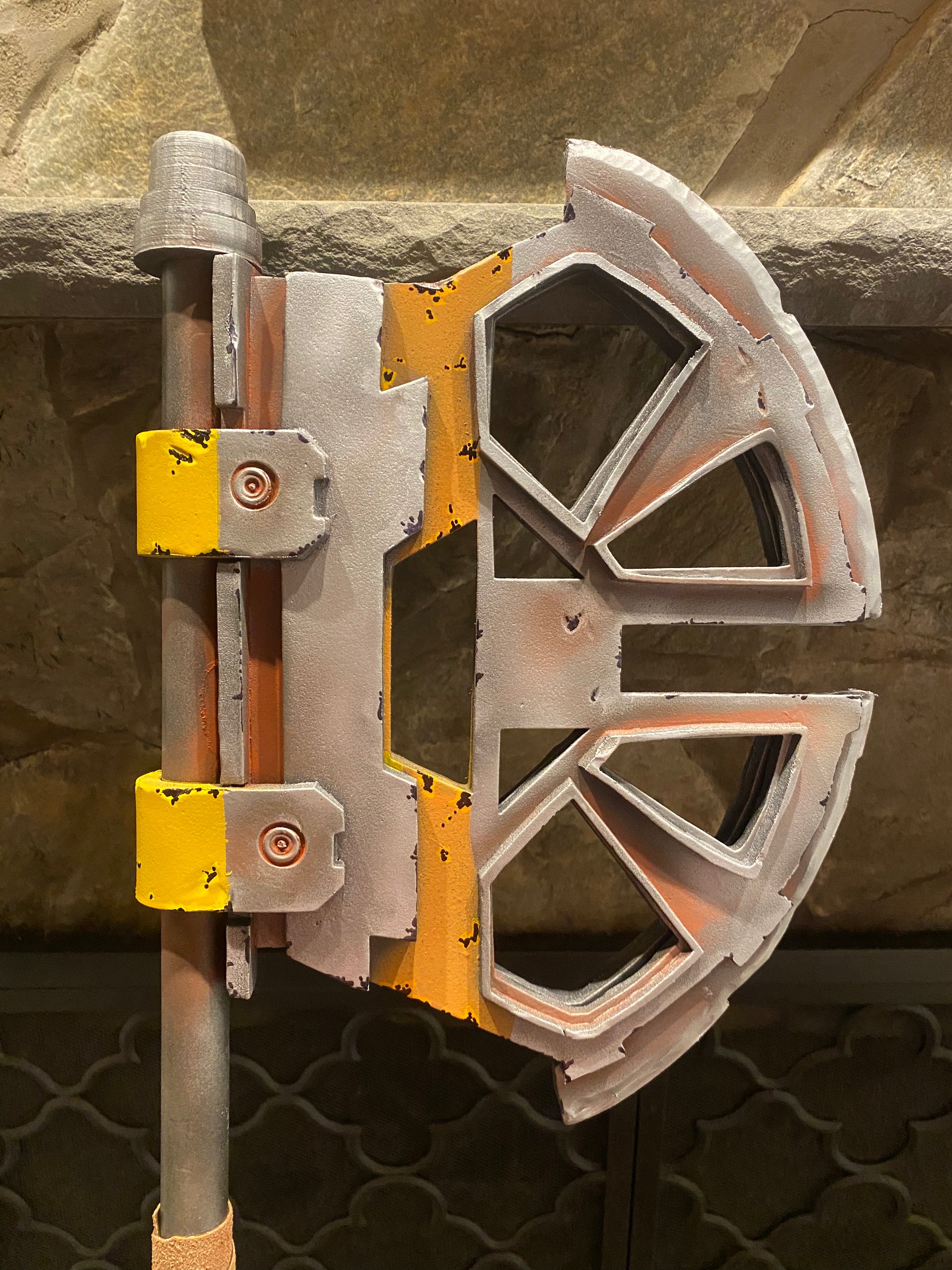 Mandalorian Vibro A’plek’s Axe from Star Wars: The Force Awakens - Geek House Creations